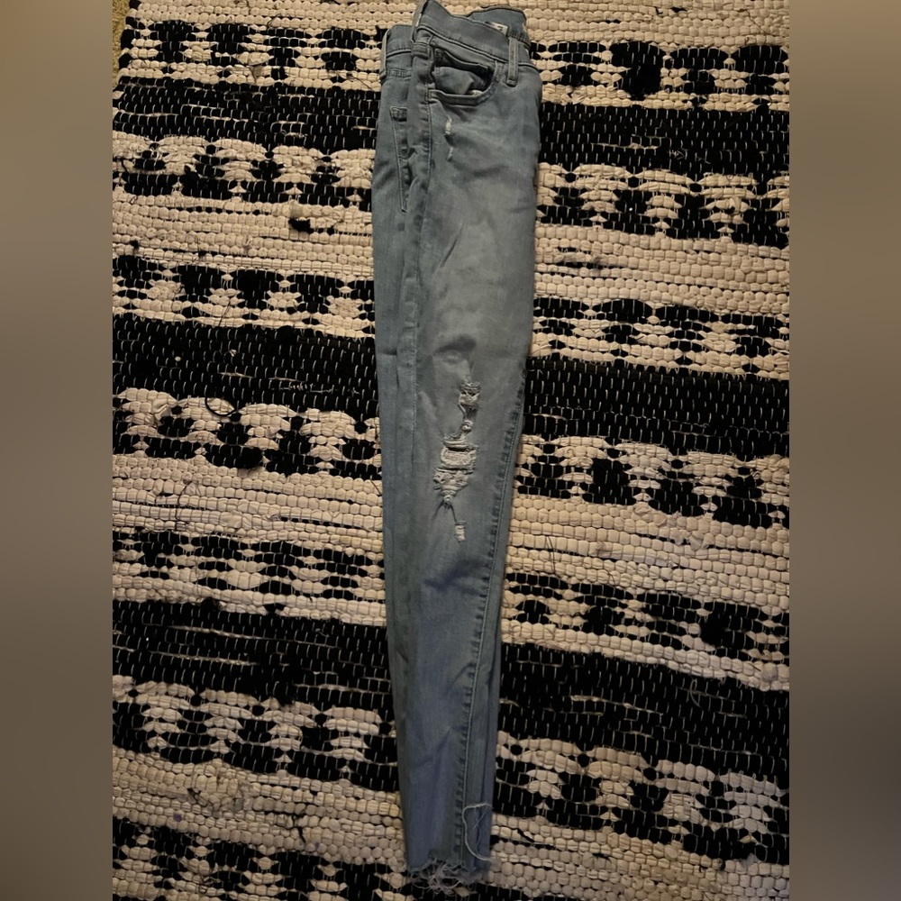 Levi skinny ripped jeans